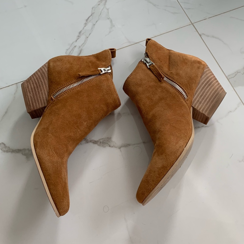 Dolce Vita Western Suede Booties